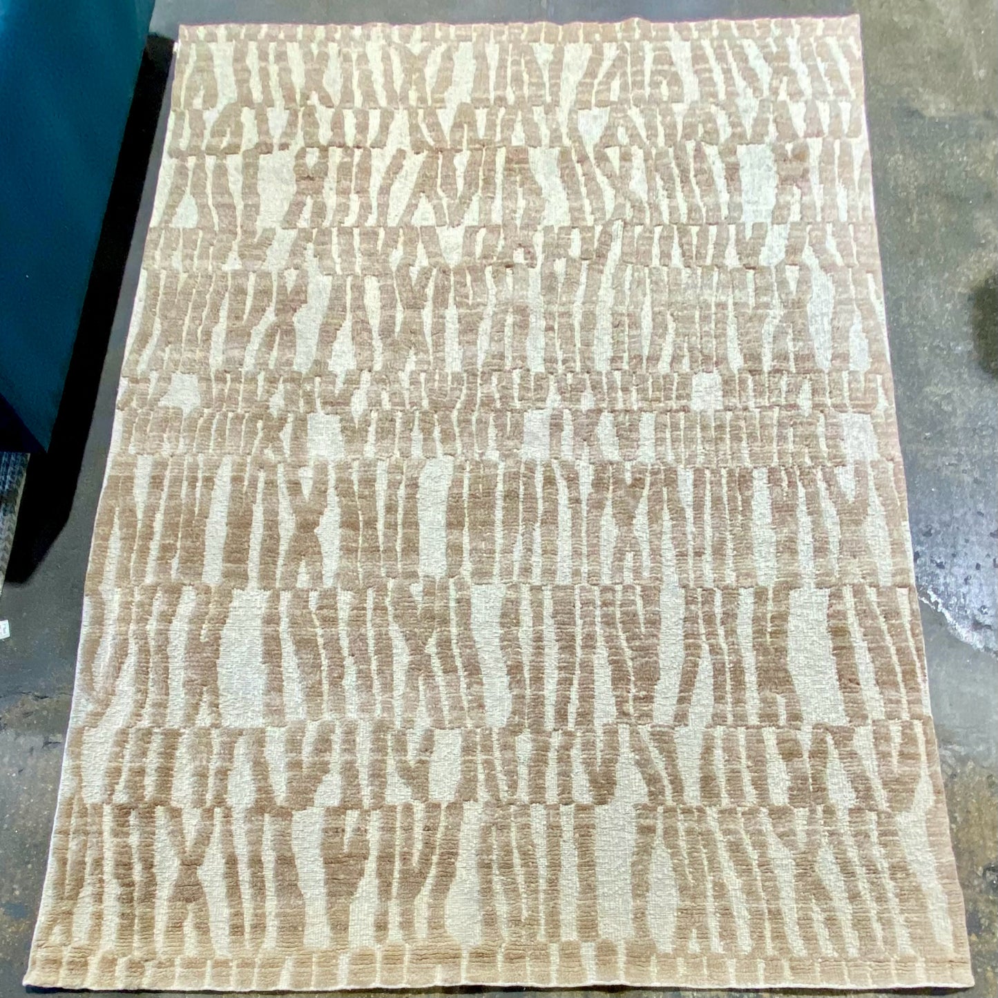 Citizenry Zaha Hand-knotted Area Rug, Wool, 9" x 12"