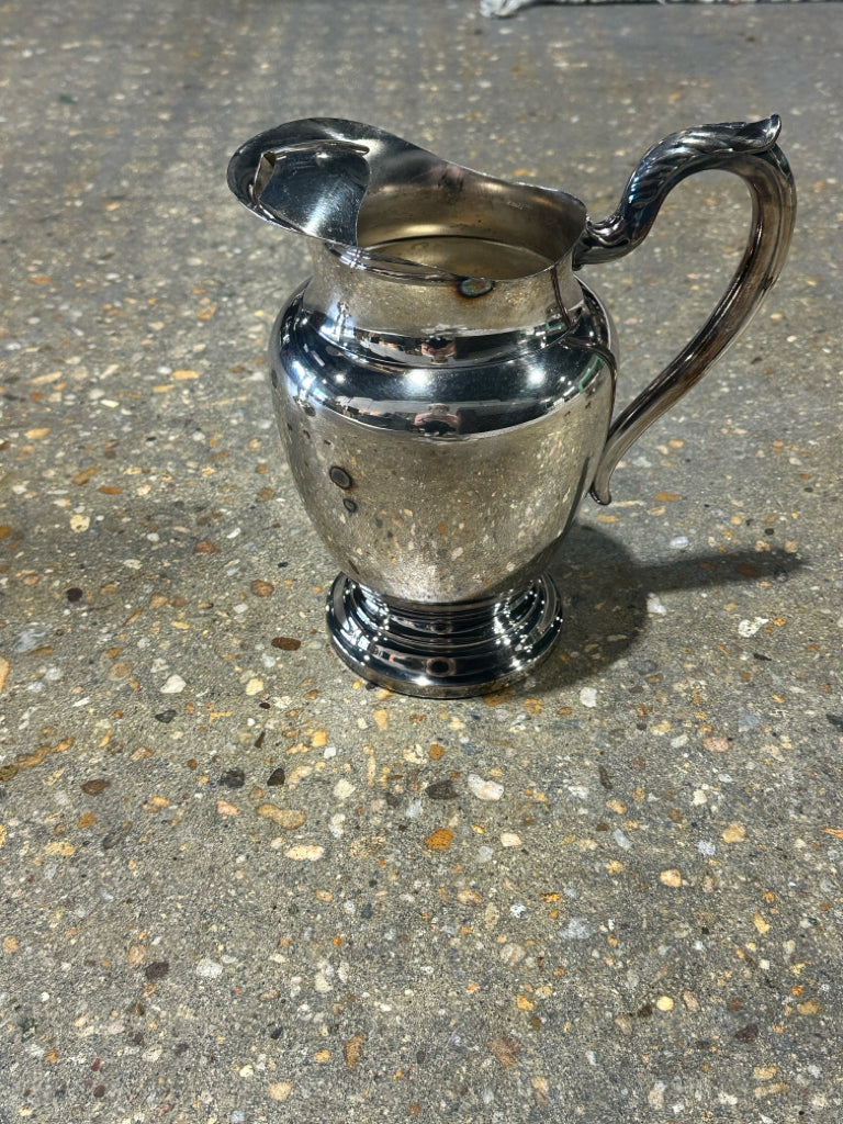 Wm. Rogers ice pitcher, silverplate, (AS IS), 9"H