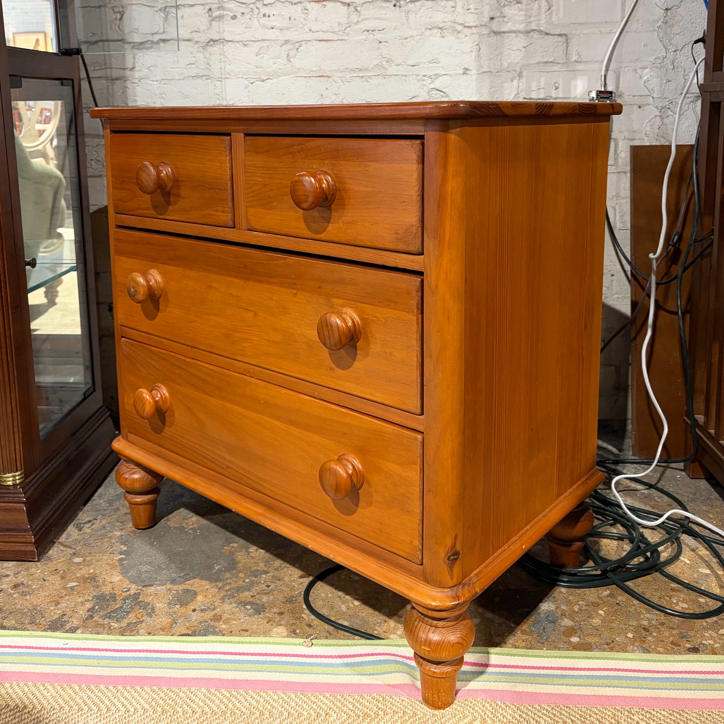 Lexington Furniture Pine 2 over 2 Drawer, 30"W x 18"D x 30"W