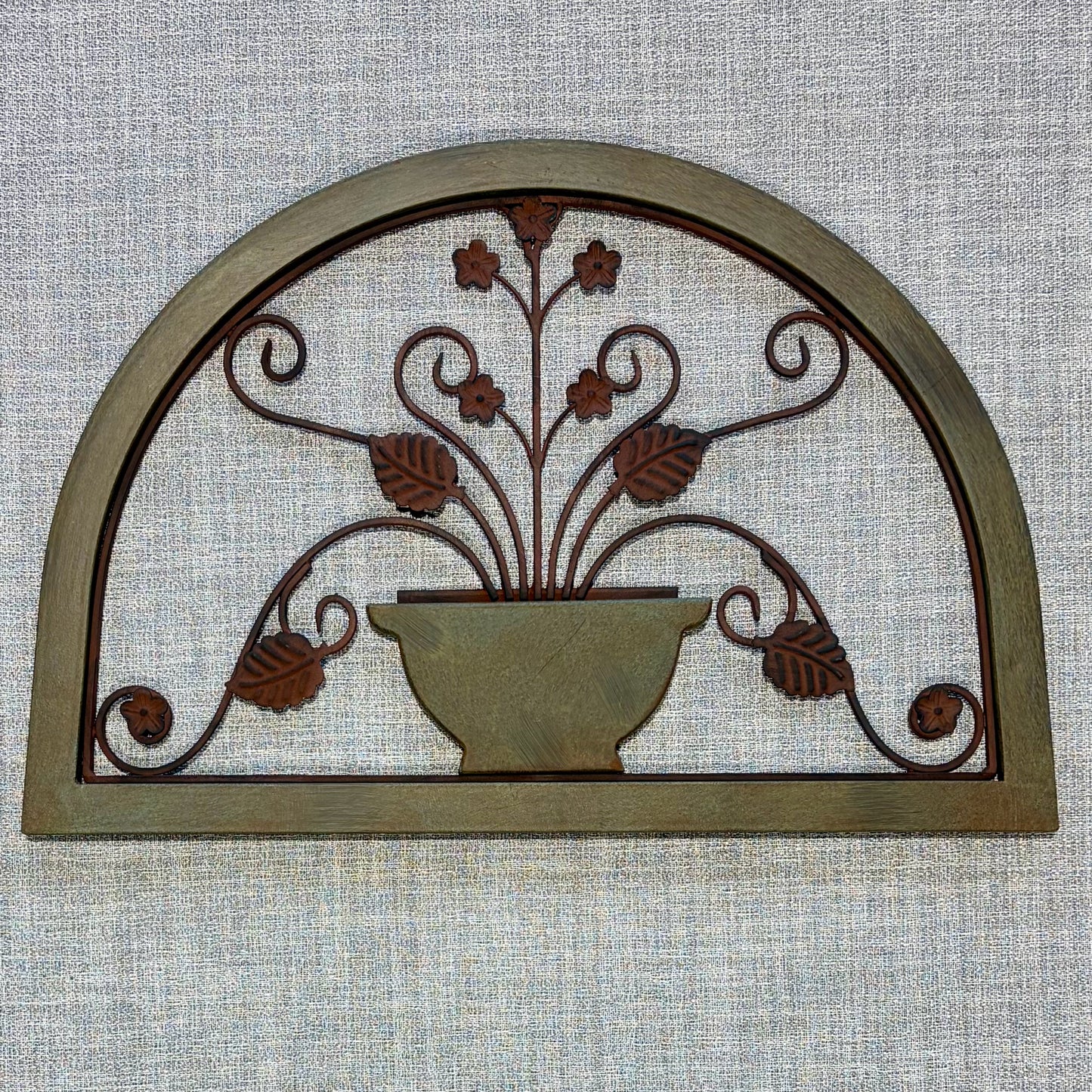 Rustic Arched Wall Grill, 26"W x 17.25"H x .5"D