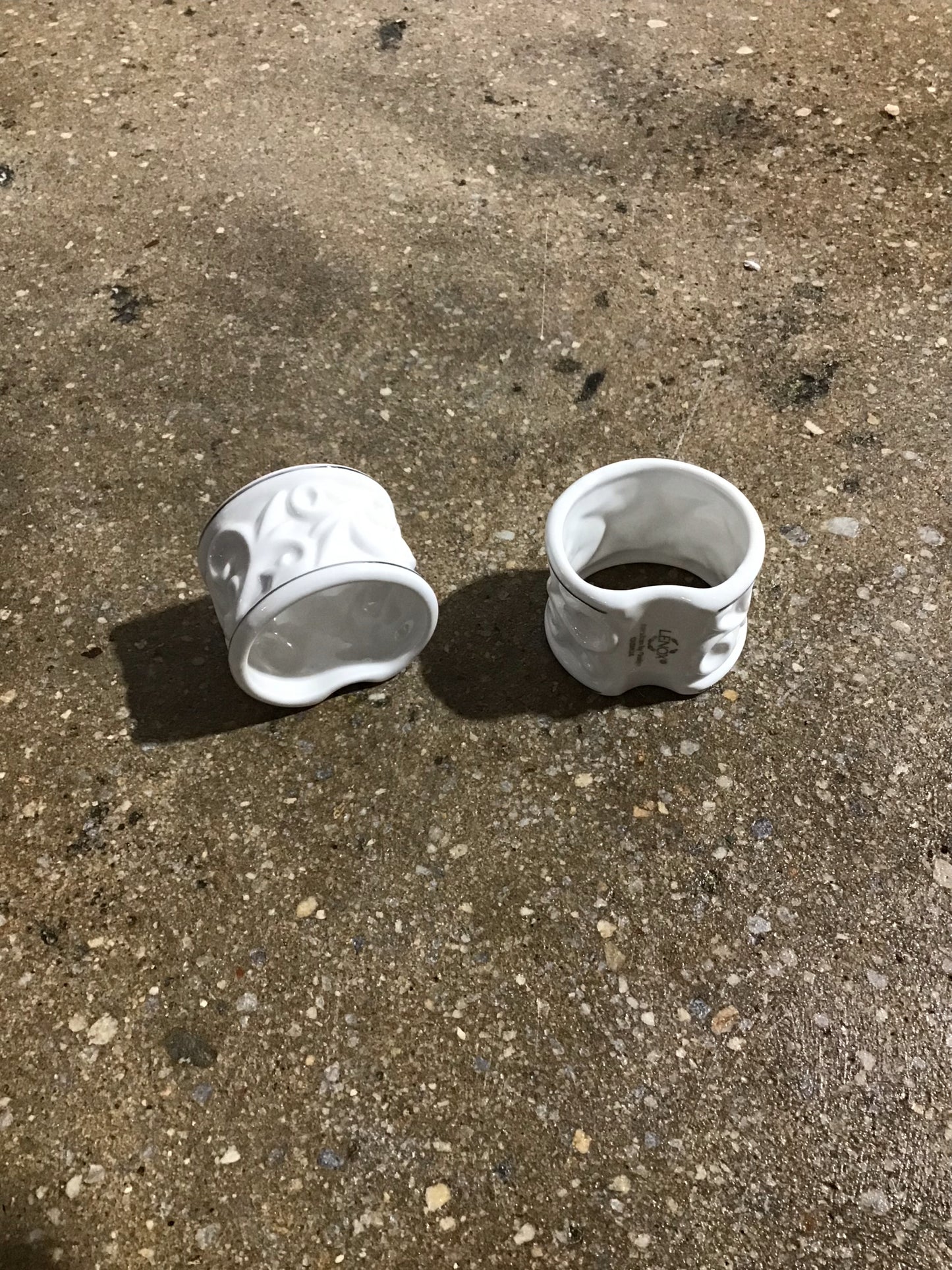 SET of 4 Lenox Carved White Napkin Rings 2"