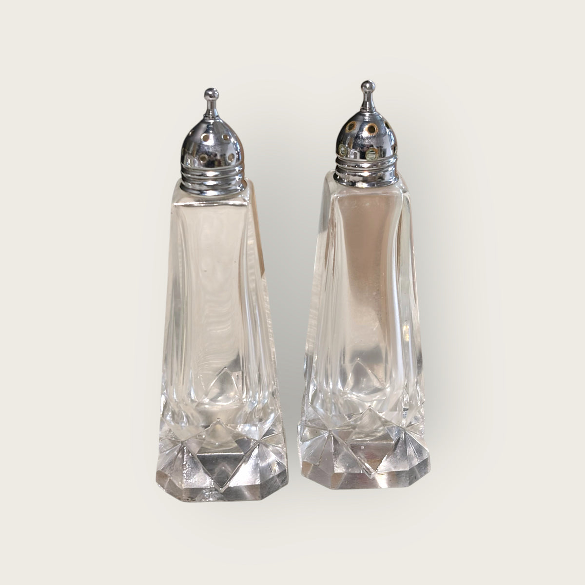 Pair of Obelisk Glass Salt & Pepper Shakers, ea 5"H x 2"Dia