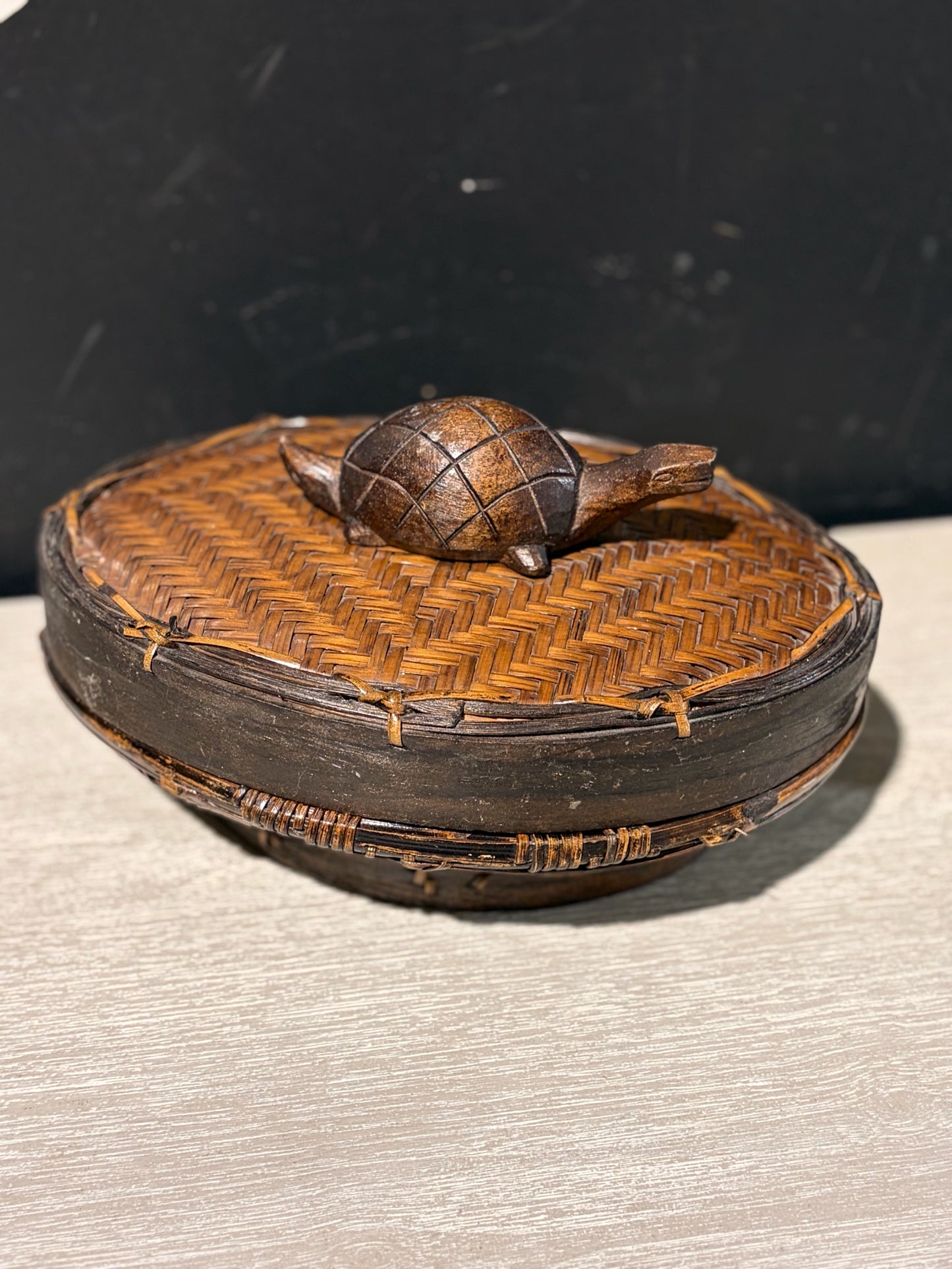 VTG Asian Style Bamboo Basket 11" W x 8"D x 7" H