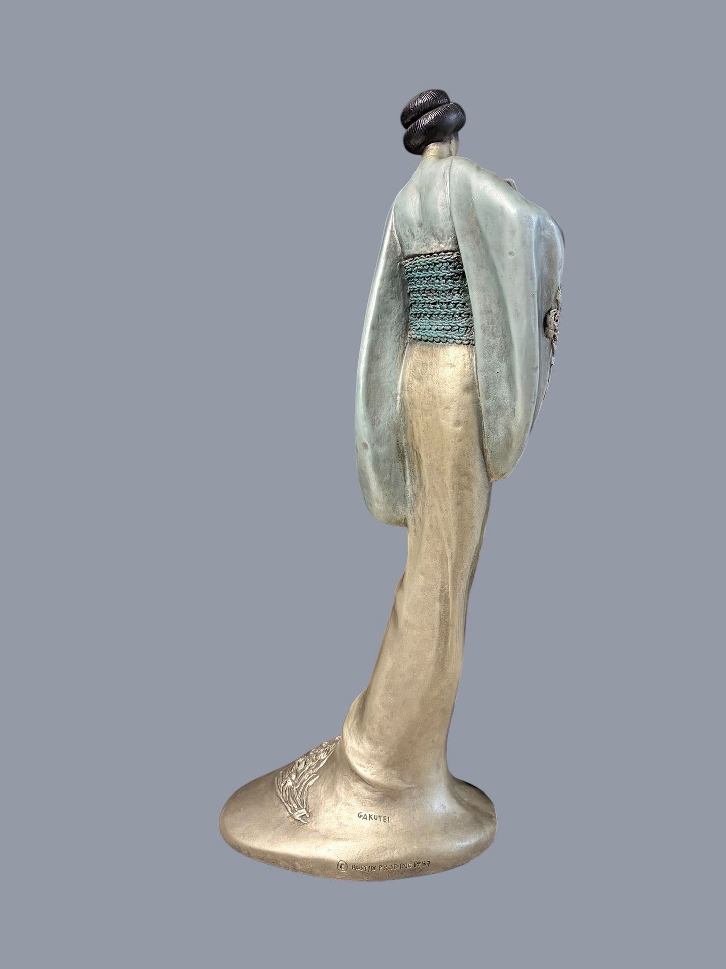 VTG "Gakutei" (1987) by Austin Productions, 27"H x 11"W x 6.5"D