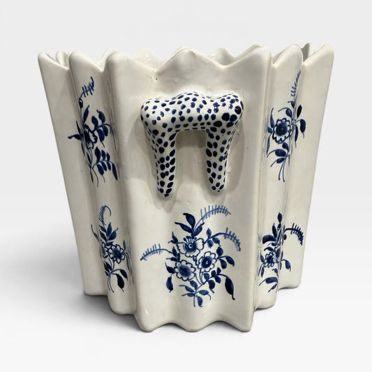 French handpainted cachepot, blue/white, 7"Dia x 6"H