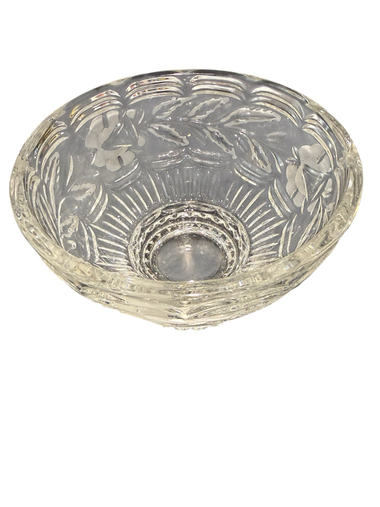 Cut/etched crystal bowl, 6.5"dia x 4.5"h
