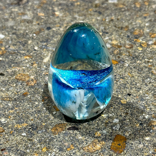 Mt. Saint Helen ('89) lily paperweight, egg shaped, 2.5"