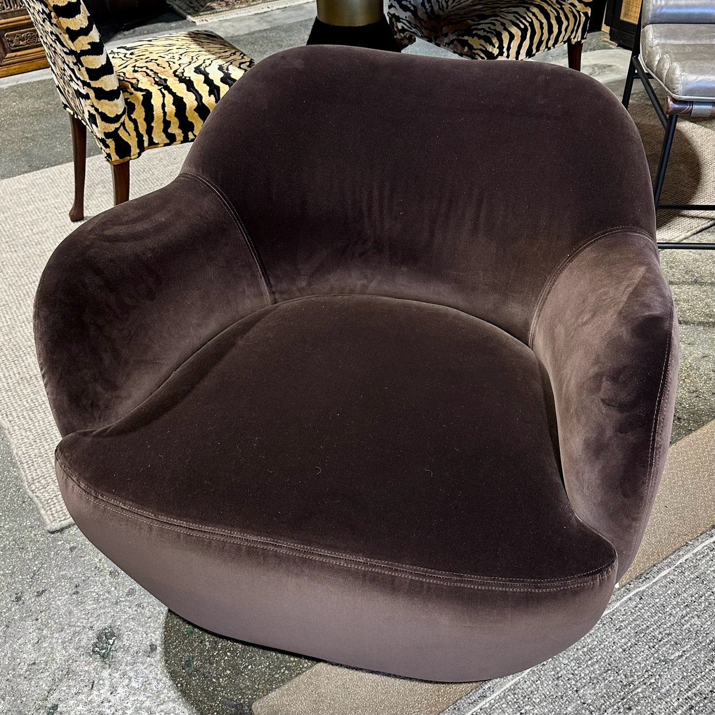 Selkie Swivel Chair, 35" W x 36" D x 29.5" H