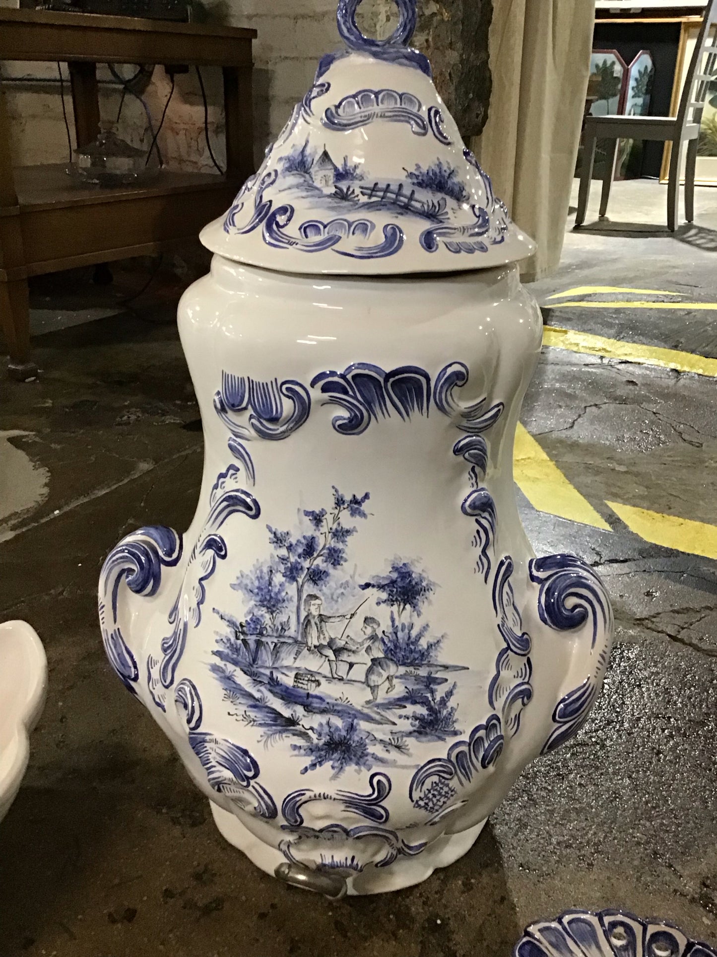 Vintage Lavabo Wall Mount Water Fountain 21 "H x 13"W x 8 " D