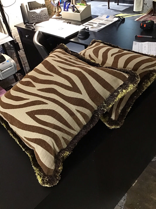 Animal print pillow 18"x18"