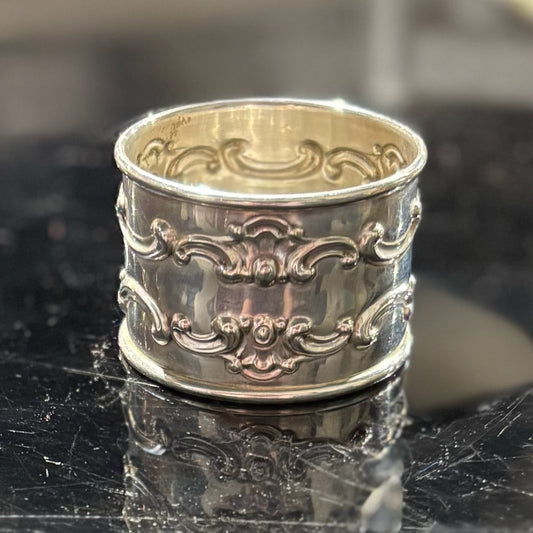Gorham Sterling Silver Napkin Ring 2" D x 1.5" H