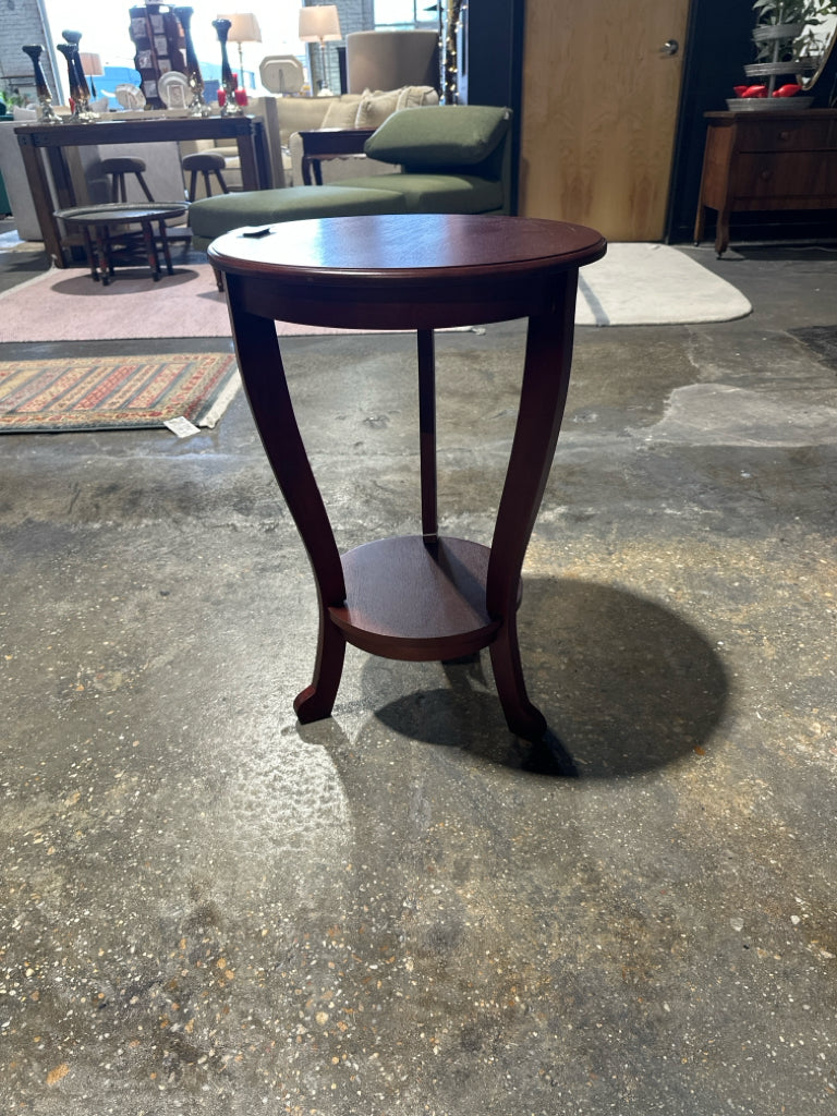Mary Pedestal Side Table, cherry, 18.1" W x 18.1" D x 26" H