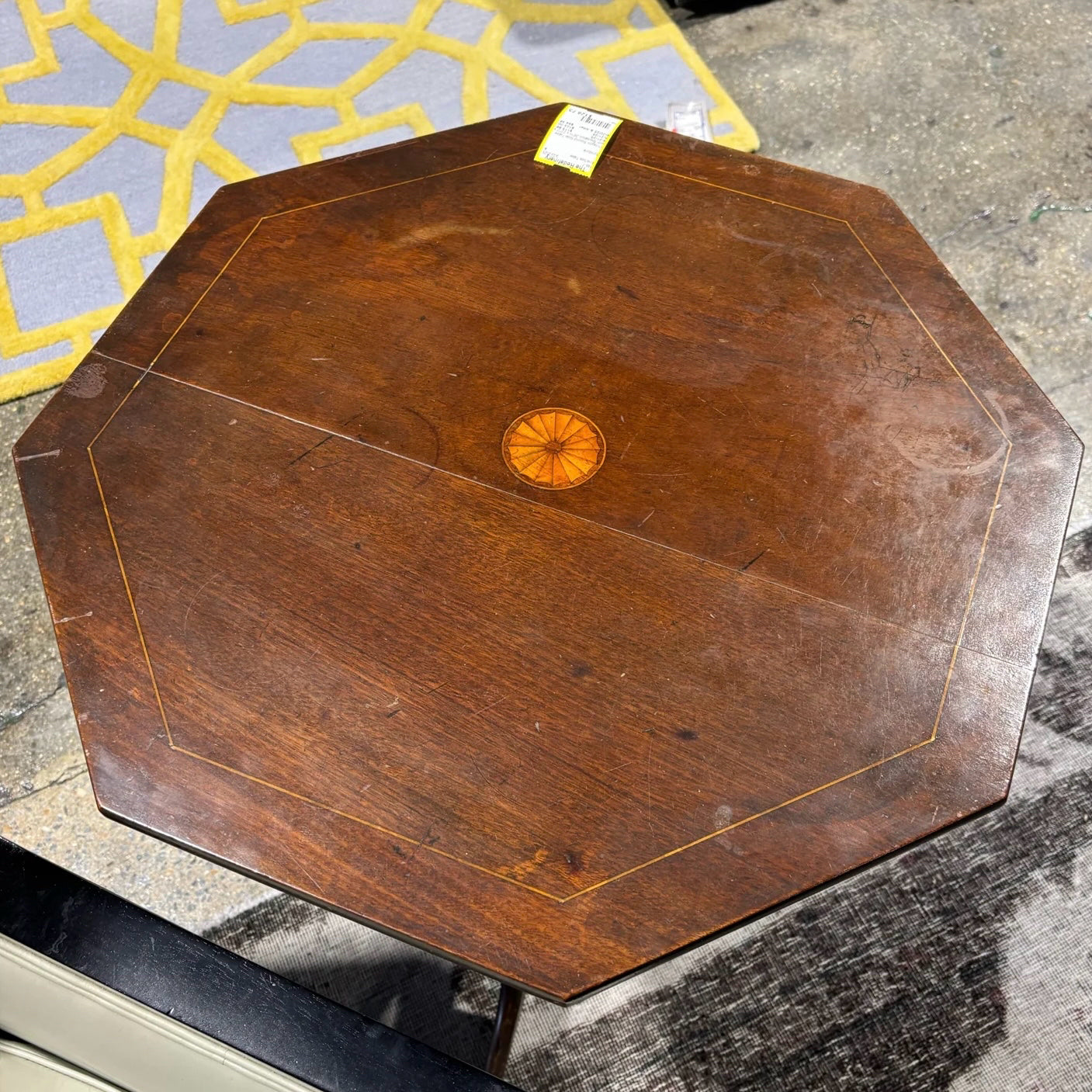 Octagon Round Side Table with Medallion 26"H x 22"D x 22"W