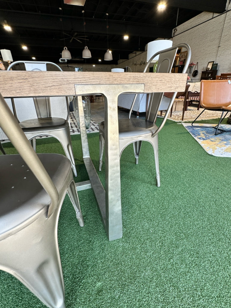 Restoration Hardware dining table w/2 leaves, 72"-108"L x 37.5"W x 30"H