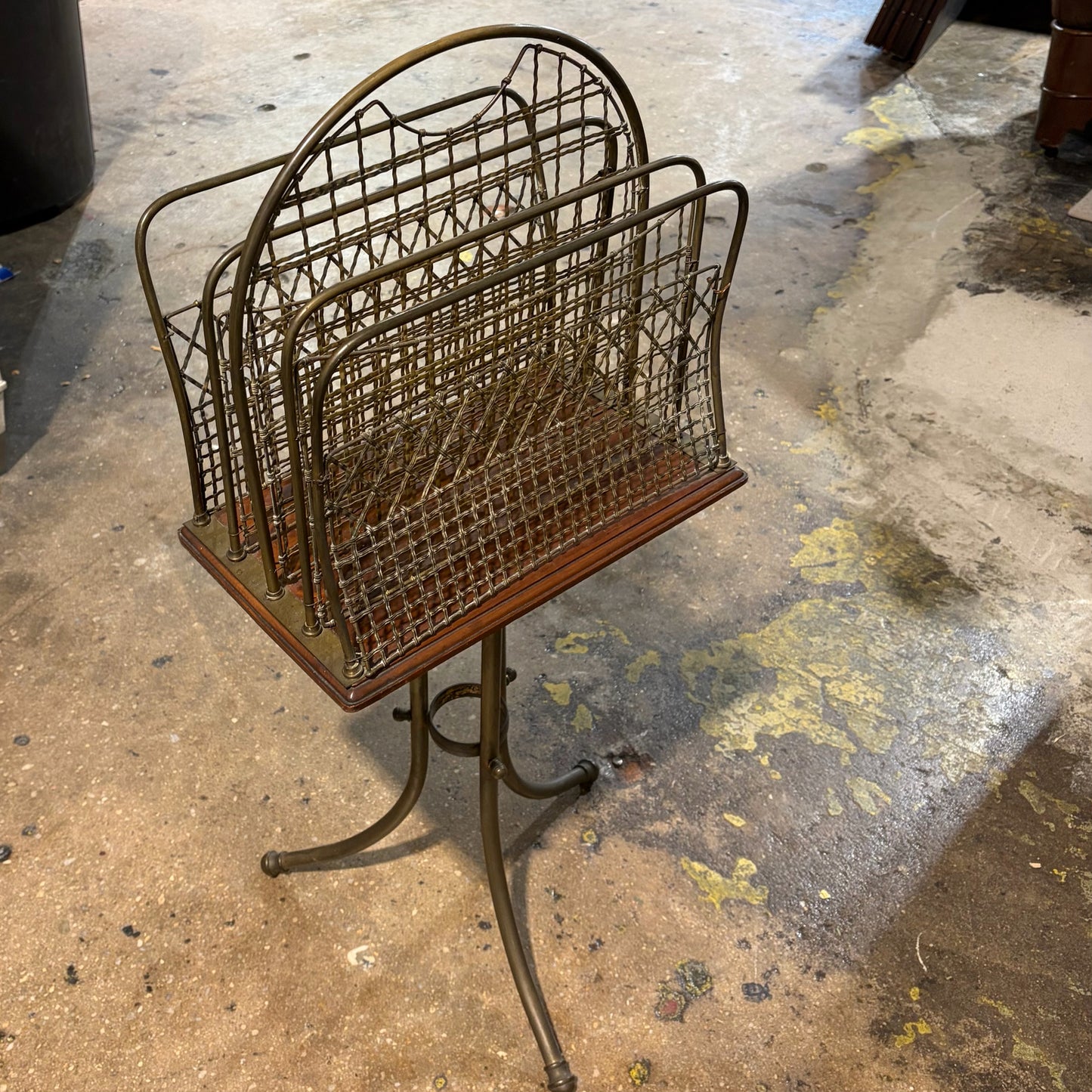 Antique Revolving Magazine/Newspaper Stand, 15"W x 9"D x 34"H