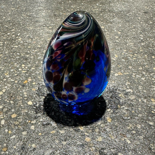 Signed Studio Artist glass paperweight, stunning, 2"W x 3"H