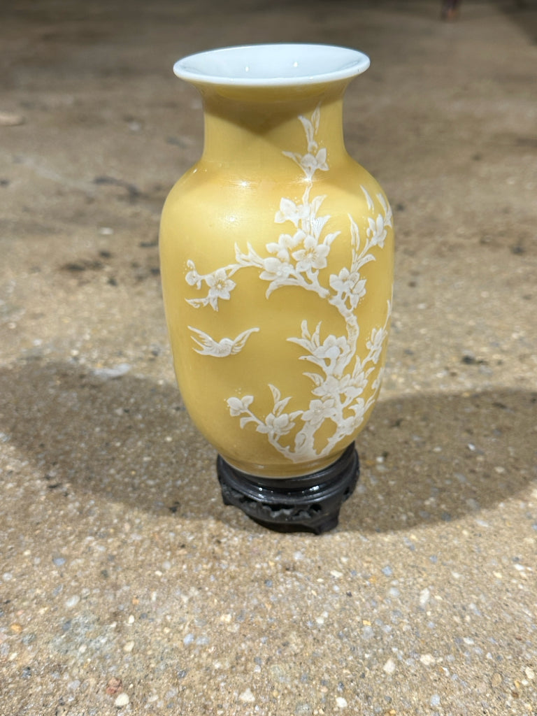 Vintage (60's) pate-sur-pate yellow glazed vase, 7"H