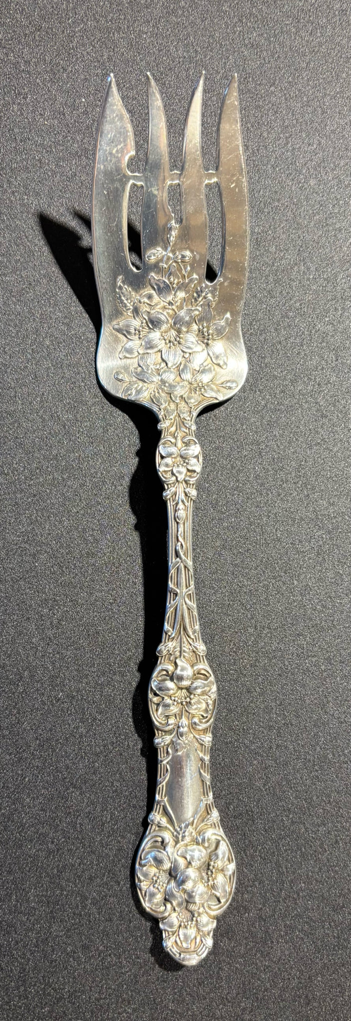Old Orange Blossom Sterling Serving Fork, no mono, 7.5" L x 1.5" W x 1.25" H