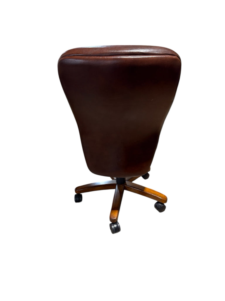 Sasha Executive adjustable desk chair, leather,22"W x 20"D x 38"H