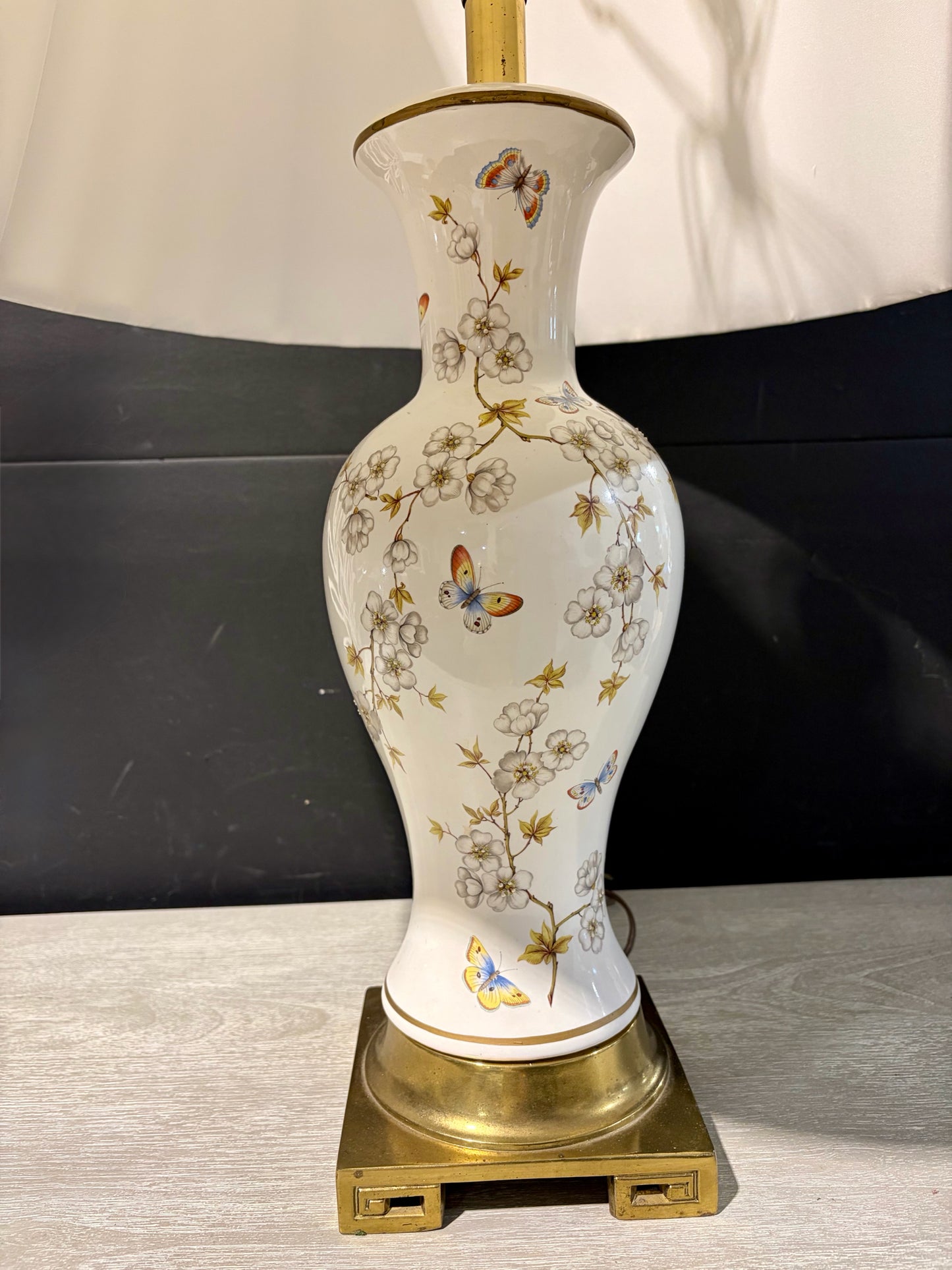 VTG Nathan Lagin Chinoiserie Cherry Blossom Lamp, Brass Base, 32"H x 20"Dia