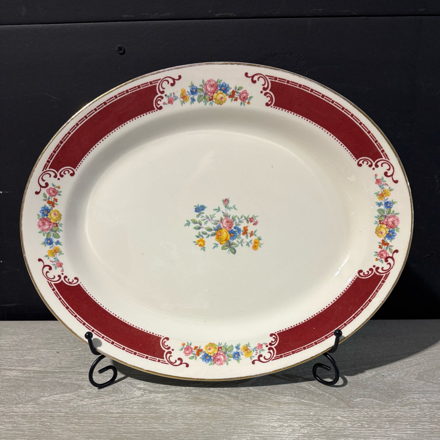 Oval Platter, Homer Laughlin Magestic, 13.75" W x 11" H x 1.25" D