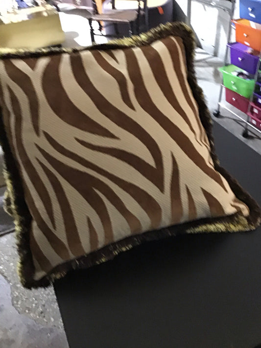 Animal print pillow 18"x18"