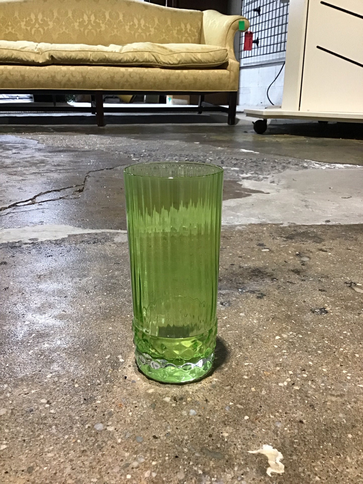 SET of 6 Viva by Vietri Green Glasses 3" L x 3 " W x 3" H