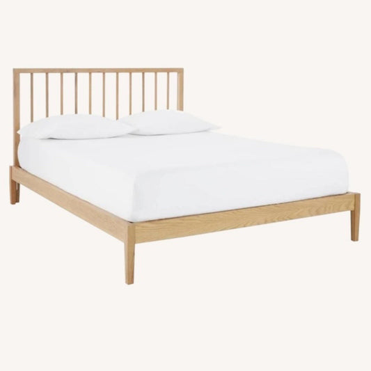 Thompson Spindle Queen Bed, Oak, 64"W x 83.5"D x 41.75"H