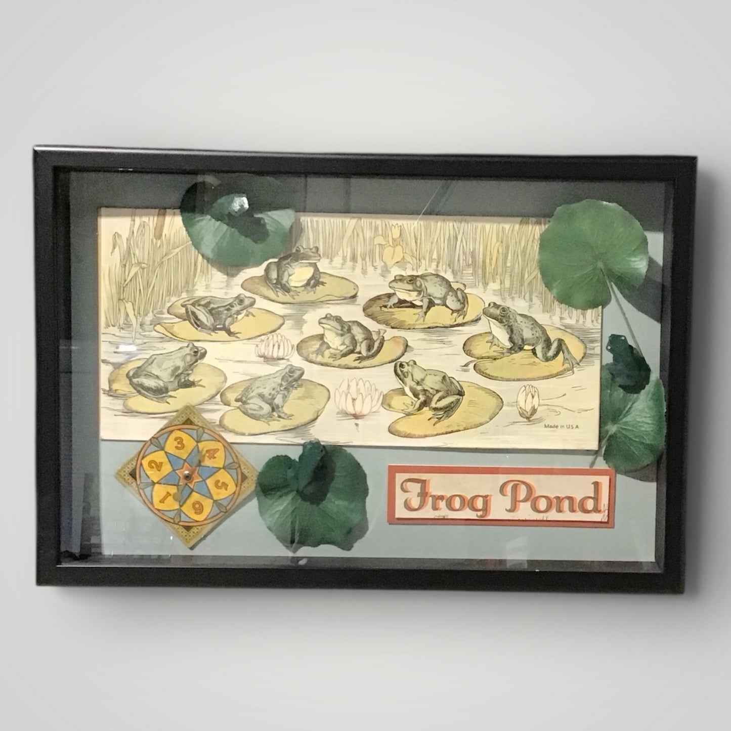 Framed Board Game "Frog Pond"