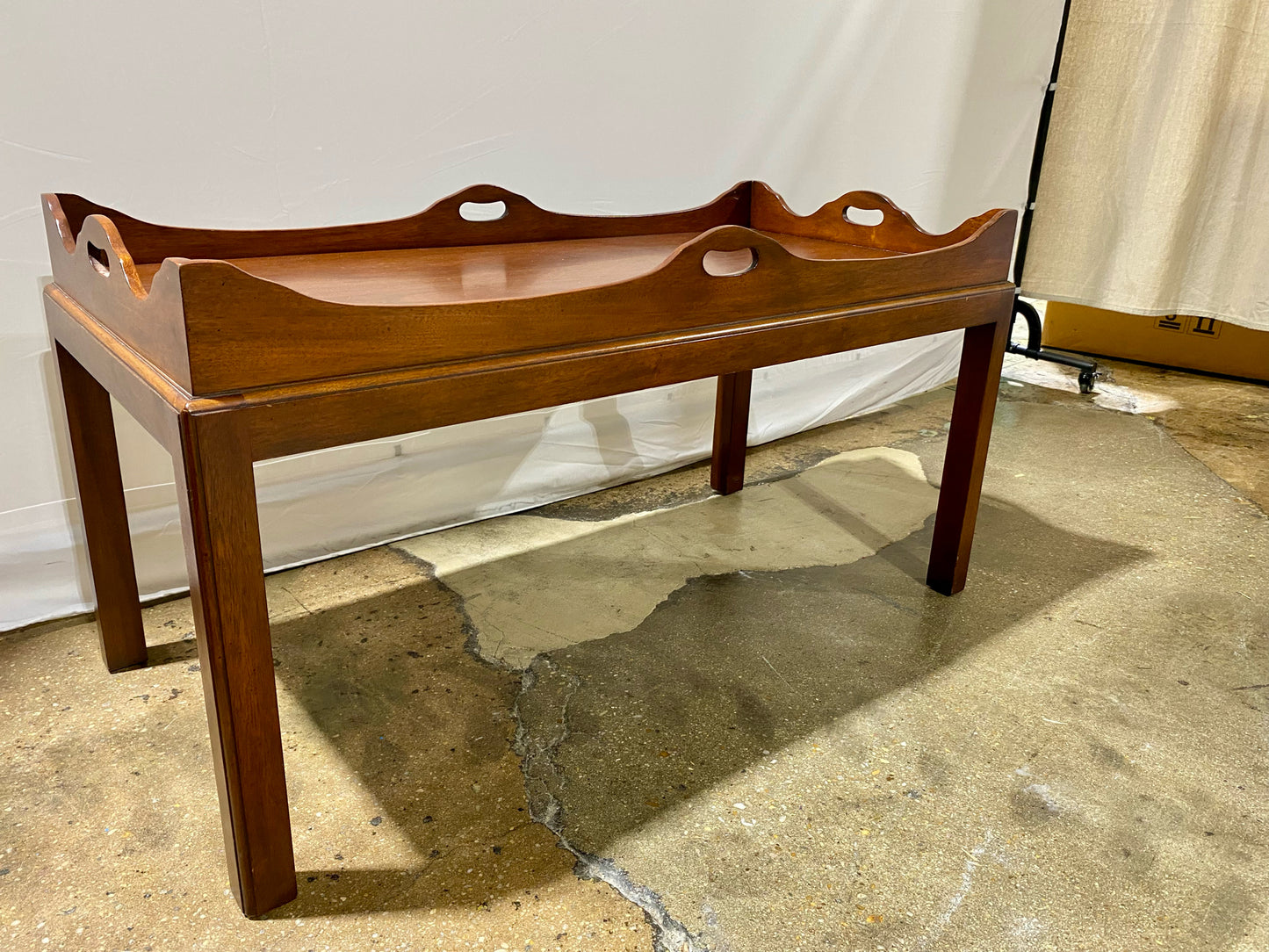 Butler Tray Coffee Table, Mahogany, 41.5" L x 21.5" W x 24" H