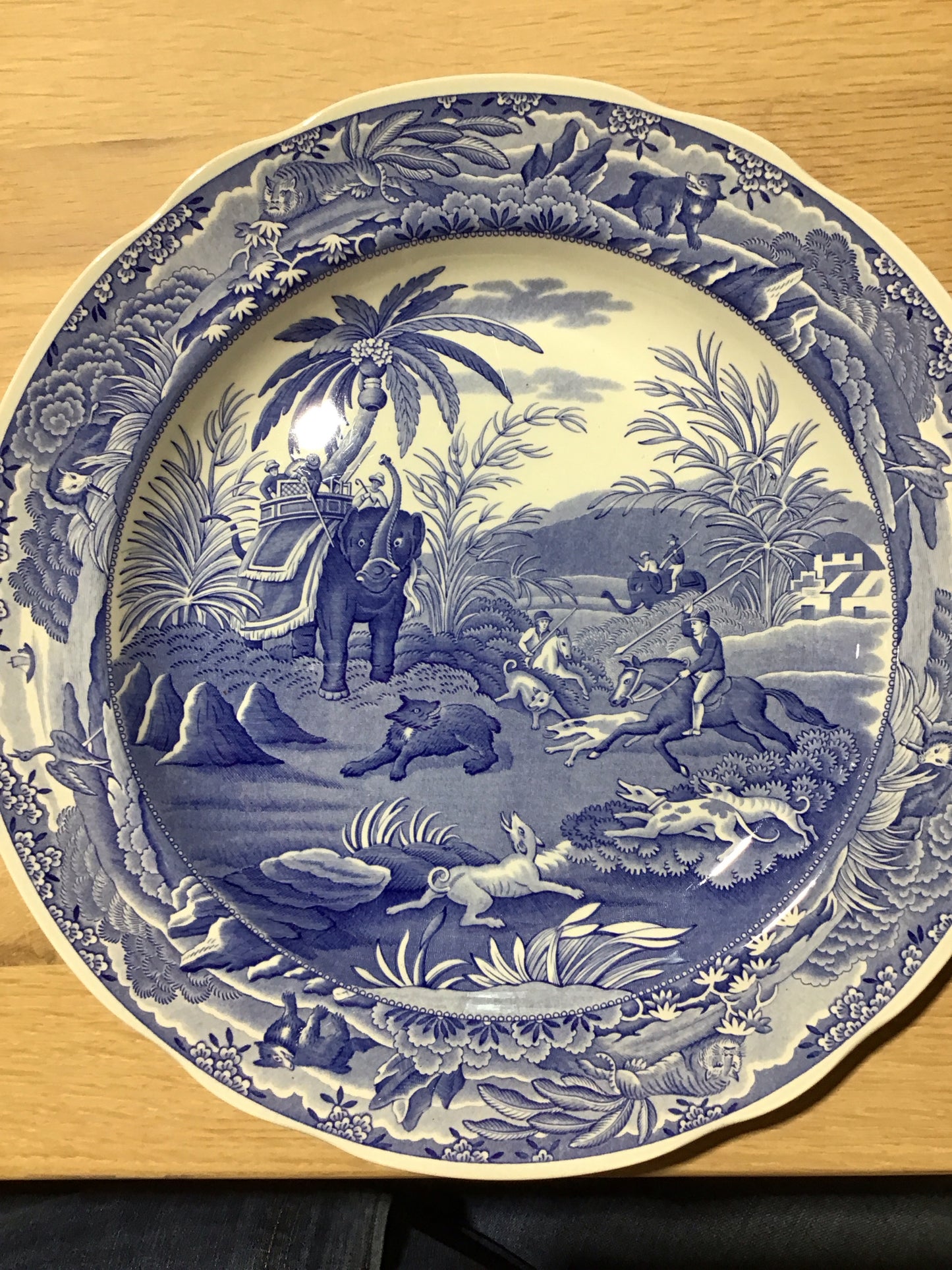 Spode Blue Room 10.5" dish "Indian Sporting"
