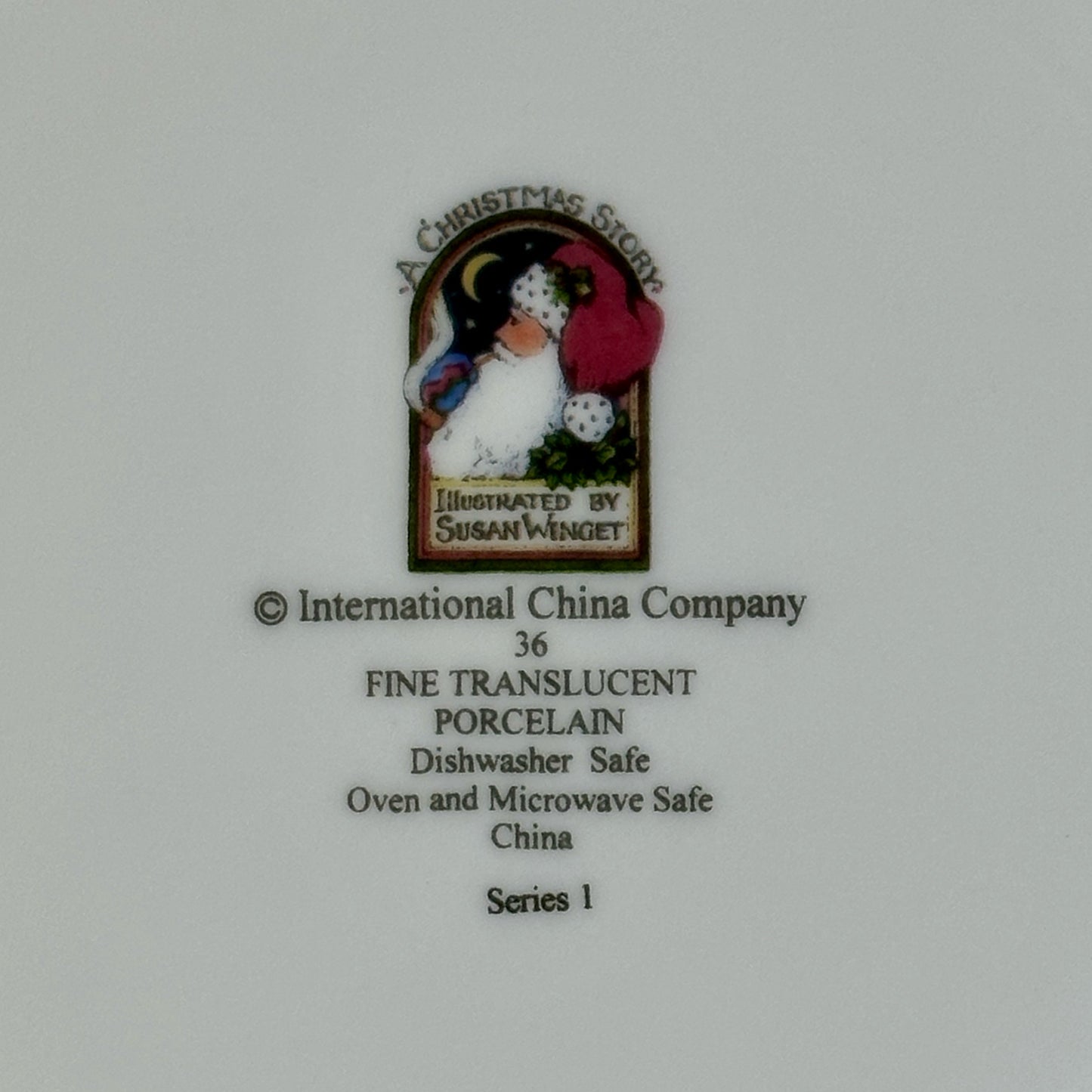 Set of 4 "A Christmas Story" Porcelain Plates, 4 Susan Winget Designs, 8.25" Dia