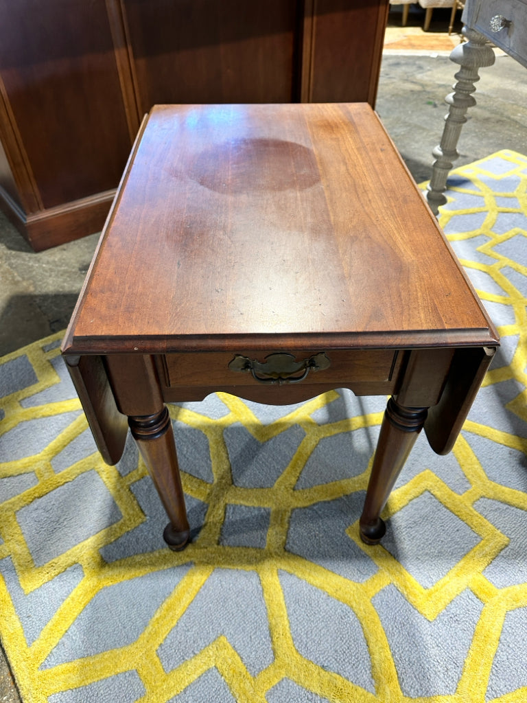 PAIR of Queen Anne drop leaf side tables, (AS IS), 29"L x 18"W x 22"H