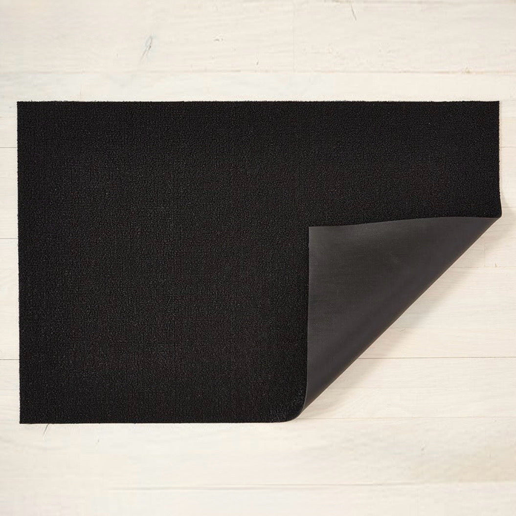 Chilewich Solid Indoor/Outdoor Shag Mat, Black, 3'W x 5'L
