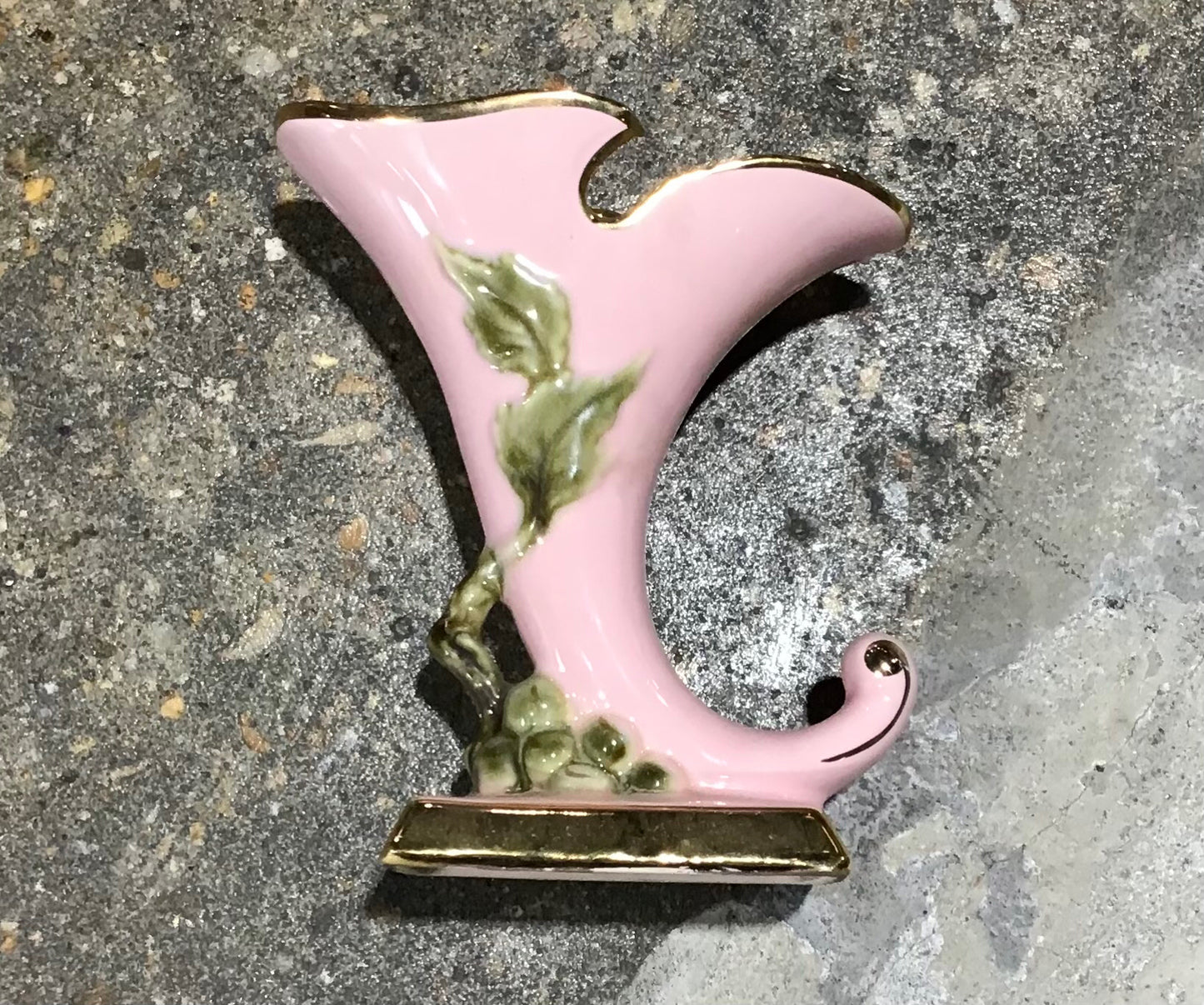 Vintage Hull Pottery Tokay Vase 5.5"L x3" W x 6.5" H