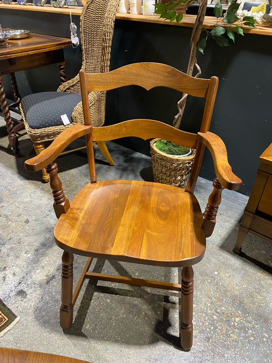 Vintage Trestle Ding Table with four Chairs 31.5"D x 71.5"L x 28.5"H