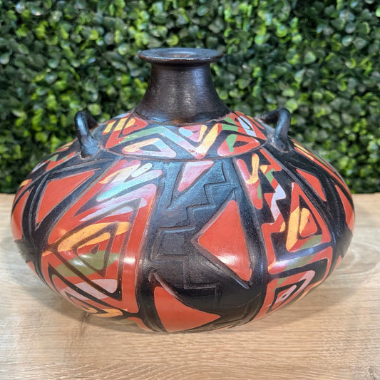 Chulucanas Peru Geometric Pottery Olla Vase, 8"Dia x 6.5"H