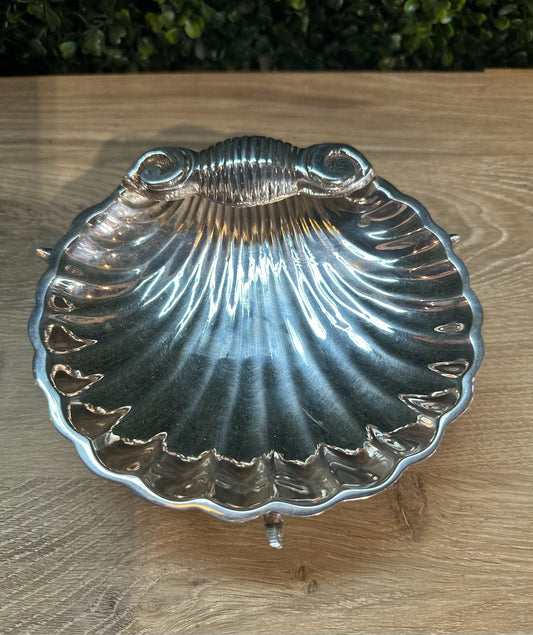 Mottahedeh Siverplated Clamshell Dish w/Fish Feet, 6.5" W x 6.5" D x 2.5" H