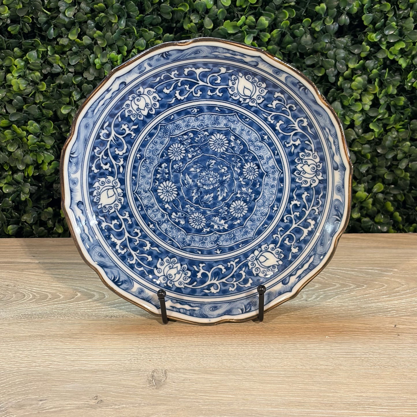 VTG Andrea by Sadek Blue & White Plate, 8.75" Dia
