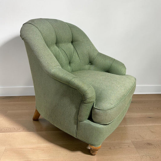 Lee Industries Green Tufted-back Arm Chair, 33"W x 34"D x 33"H