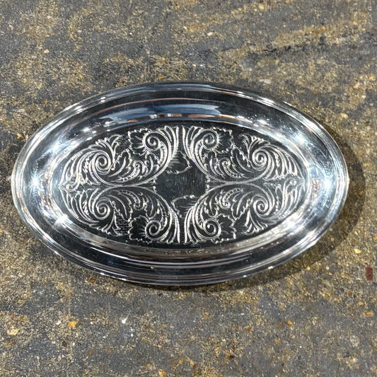 Oval Silverplated tray, Oneida, 9.5" L x 5.75" W x .5" H