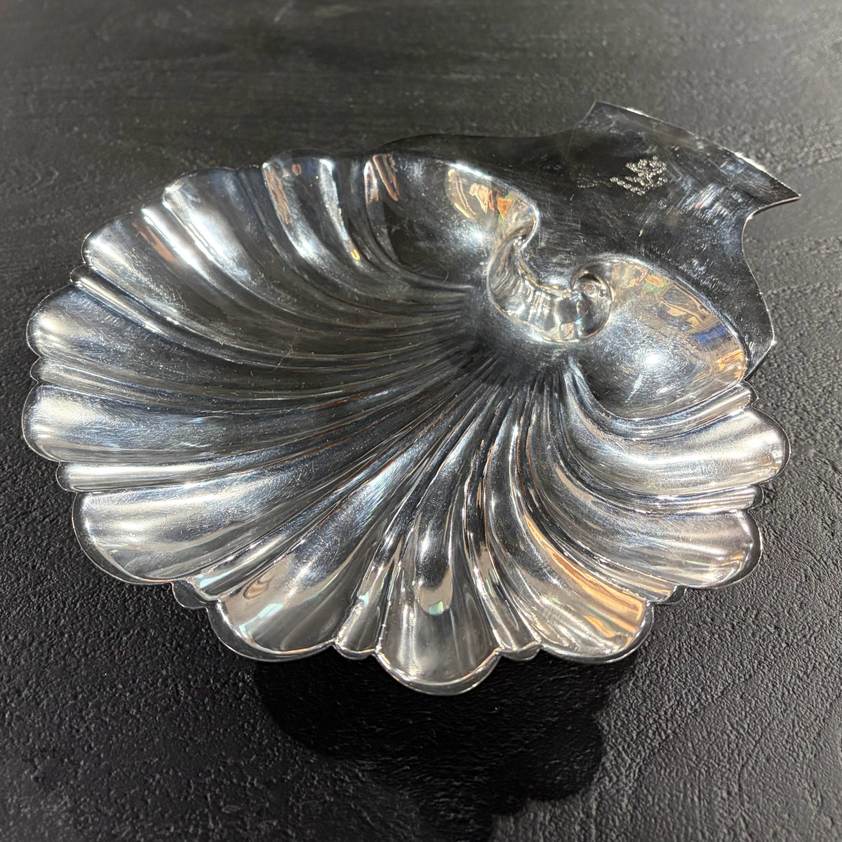 VTG Silver Plate Scallop Shell Dish w/ Lion Rampant