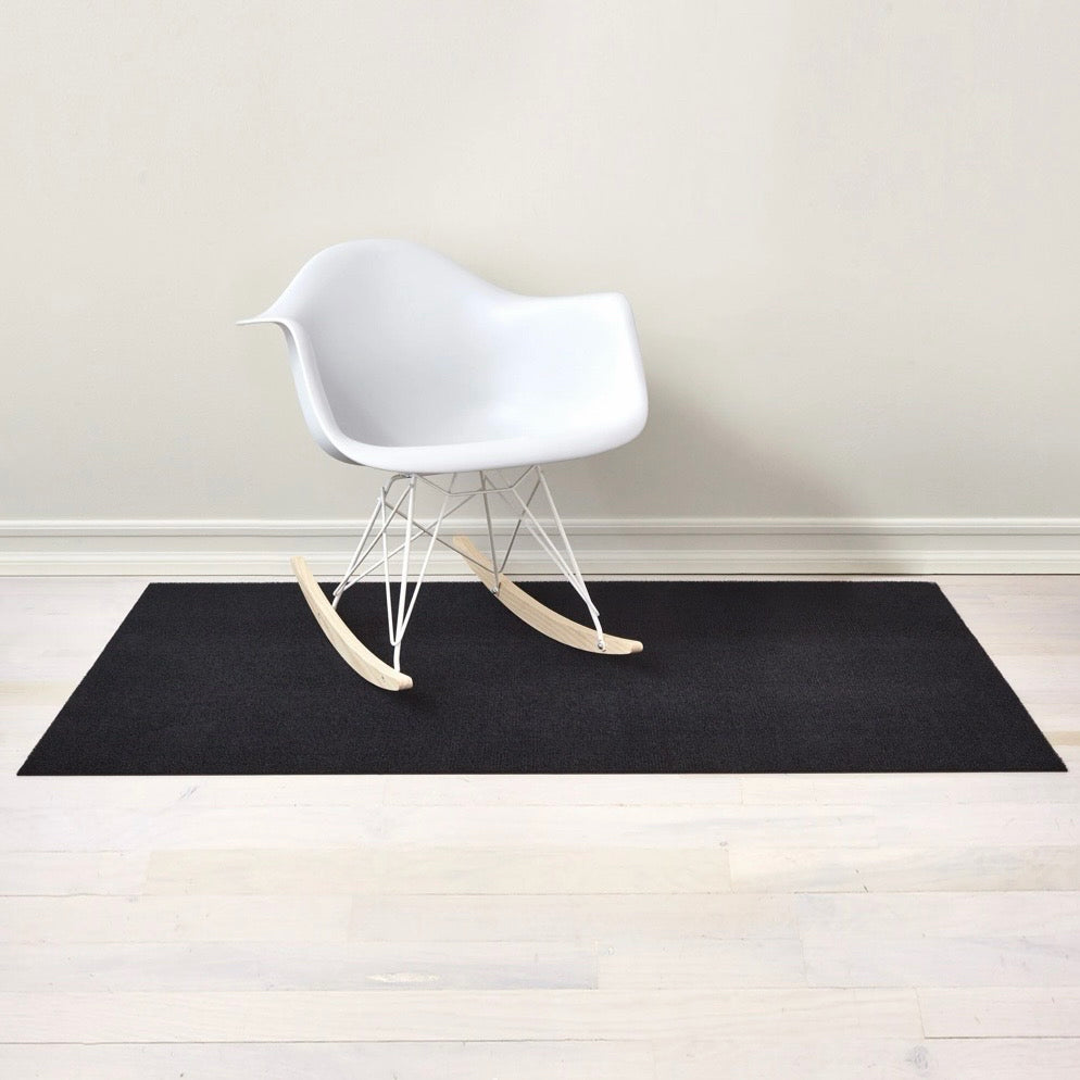 Chilewich Solid Indoor/Outdoor Shag Mat, Black, 3'W x 5'L