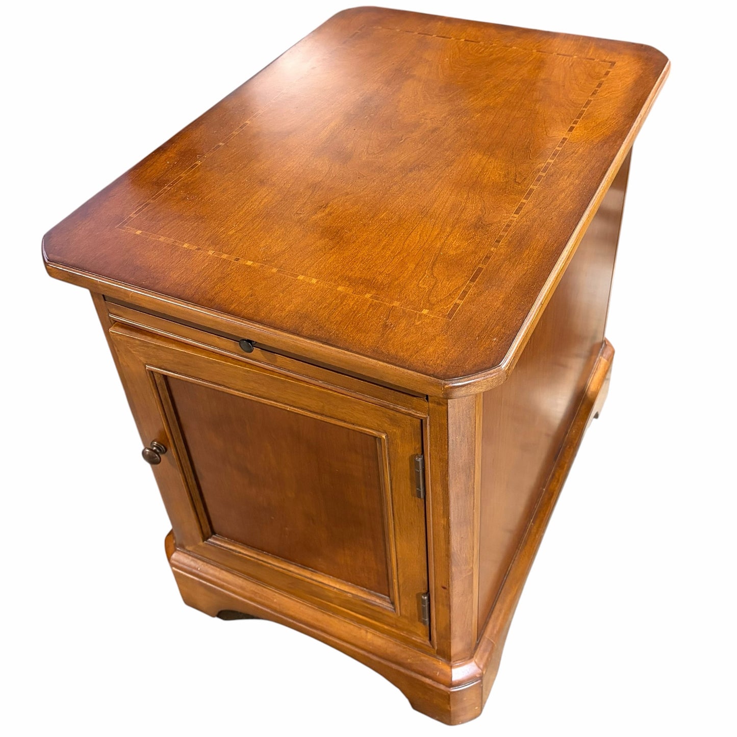 VTG Inlaid Wood End Table w/Pull out Drink Tray,  20"W x 28"D x 25.5"H