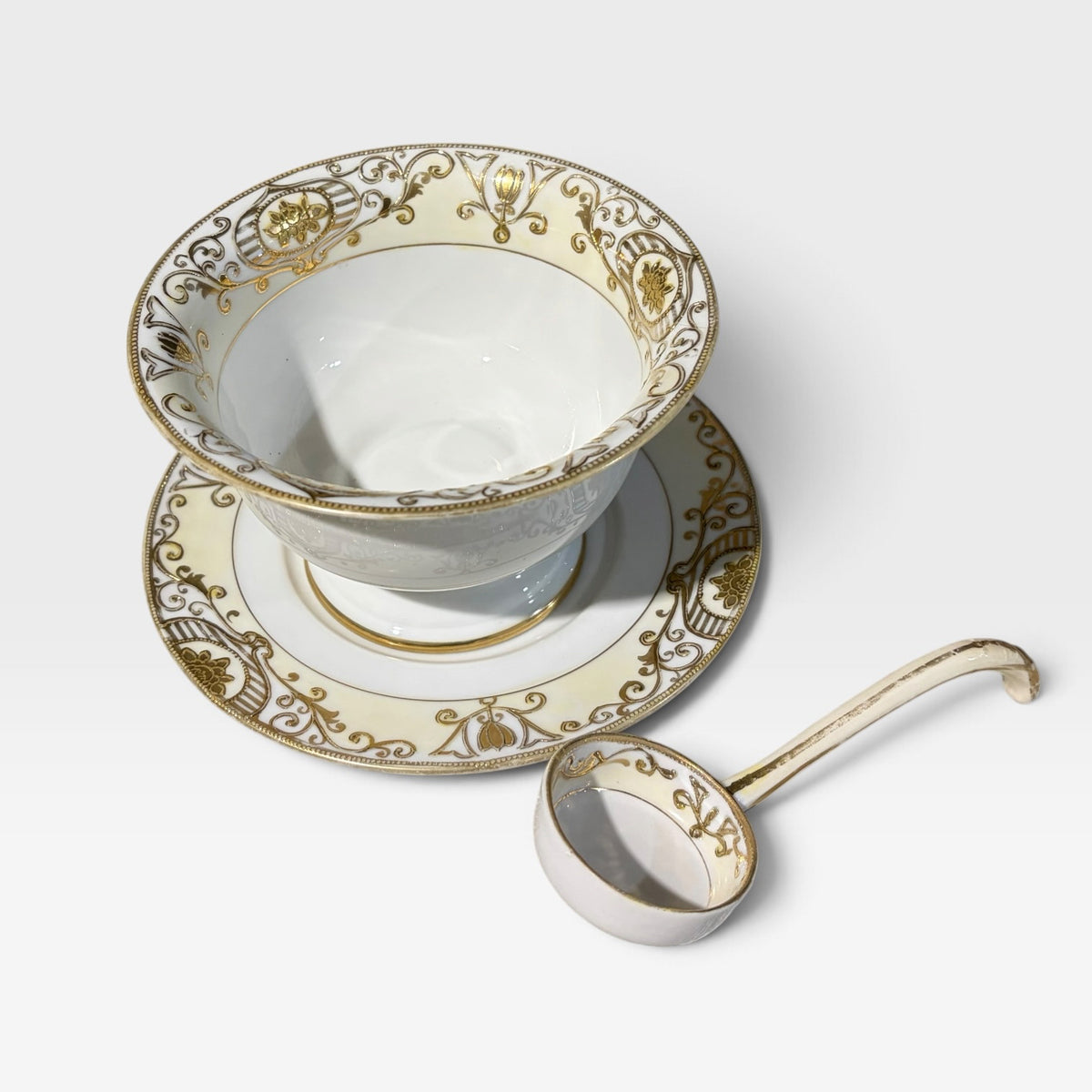 VTG Noritake Porcelain Bowl/Plate & Ladle, 6"Dia x 4.5"H