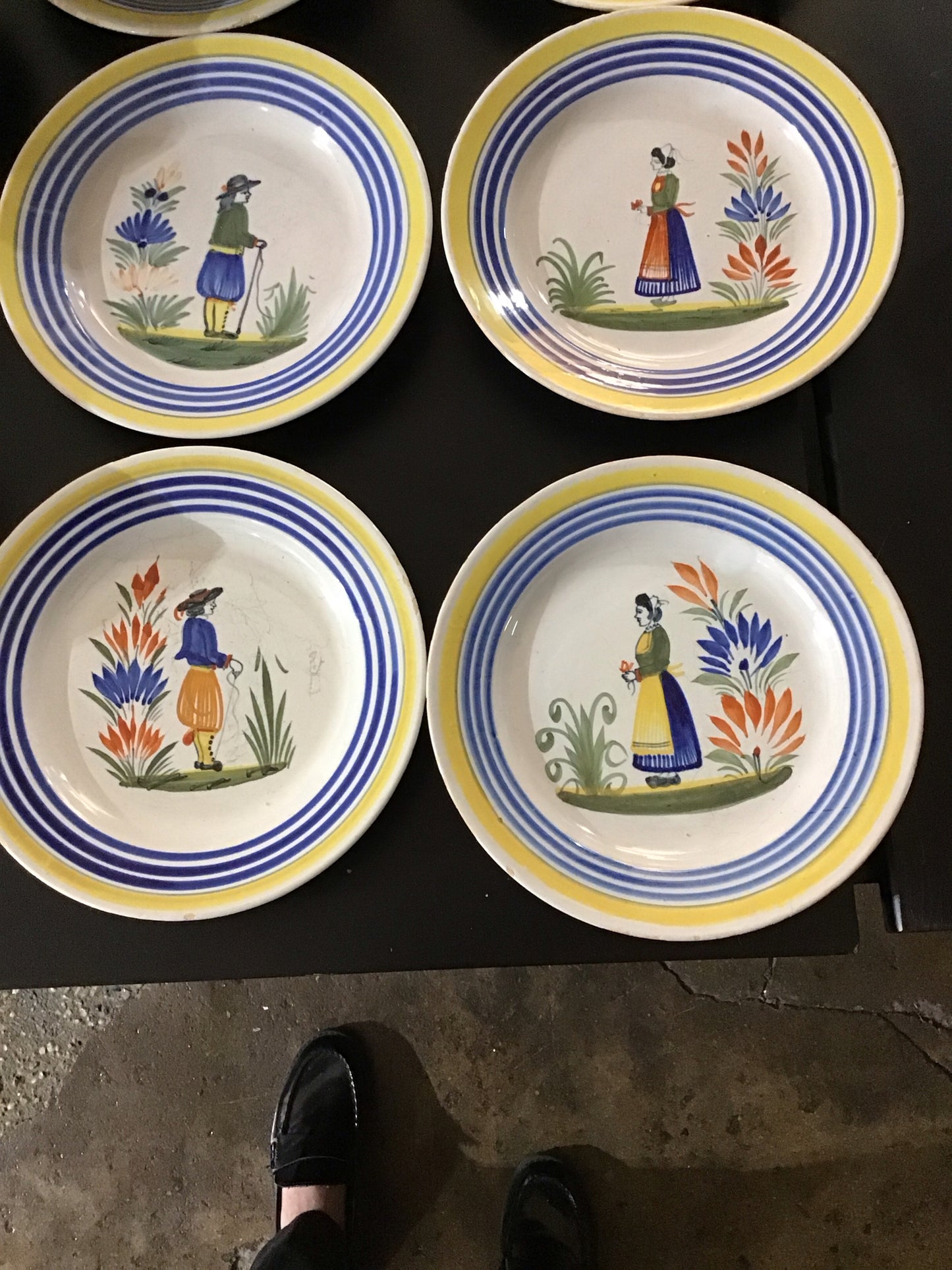 Antique Quimper French pottery dishes set of 8 . 7"D