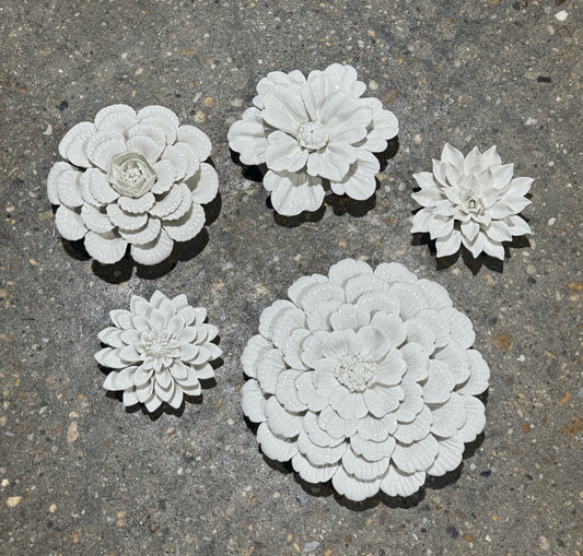 SET of 5 Tozai porcelain flowers, ivory, misc. sizes