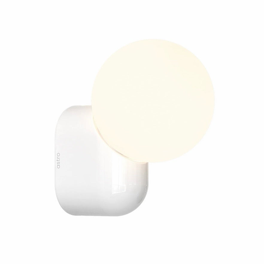 Lyra Bathroom Vanity Light, 4.75"W x 6.25"D x 7"H