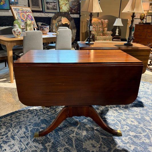 ATQ Mahogany Federal style Drop Leaf Table, 54.25"W x 26"D x 30"H