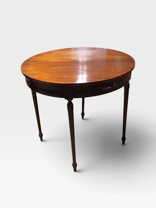 VTG Flip Top Round  Table 16" to 32" Diam x 29"H